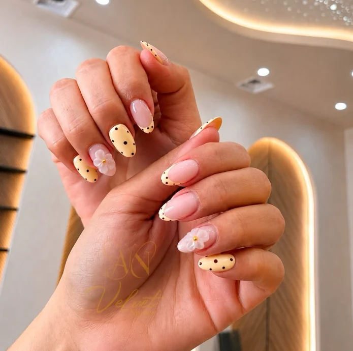 Manicura floral